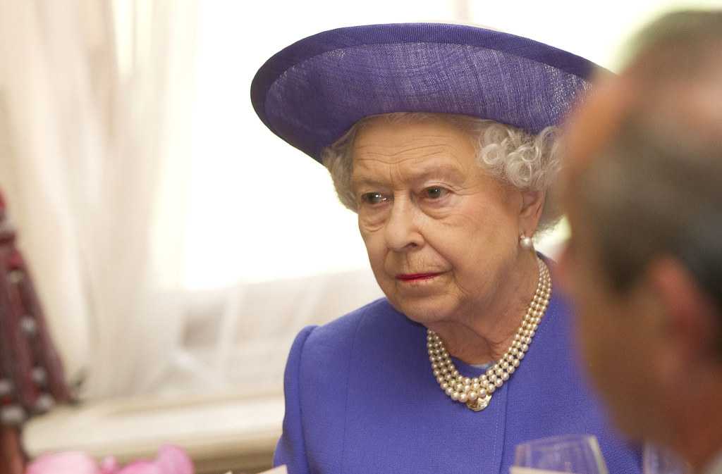 Queen is dead: песни о королеве елизавете ii - все о музыке - 9 сентября - 43835619215 - медиаплатформа миртесен