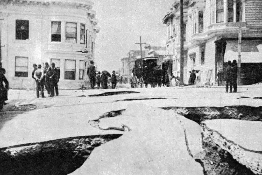 Землетрясение в сан франциско. Землетрясение в Сан Франциско 1906. 1906 США Сан Франциско землетрясение. КОСТРОФА В Сан Франциско в 1906 году. Землетрясение в США 1906.