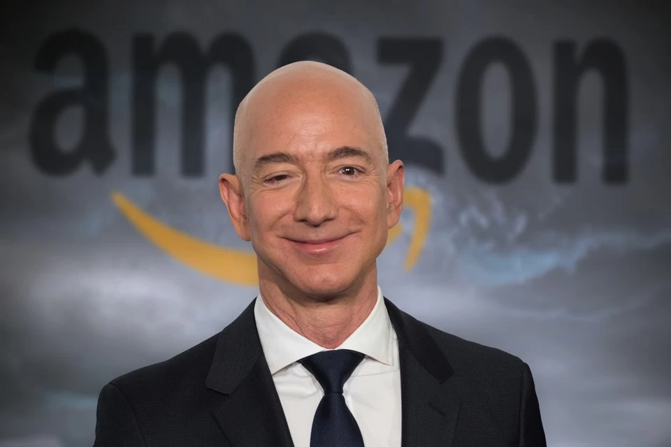 Jeff Bezos 2021  Bo Burnham Бо Бернем : идея, автор, ремикс TikTok Gimme Gimme Gimme, слушать онлайн, оригинал, смотреть видео